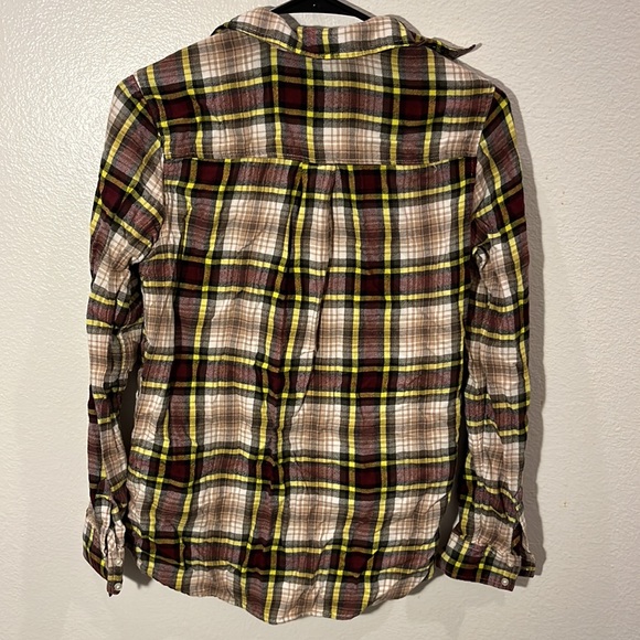 Express Button Up Top - Picture 3 of 3